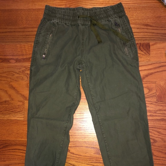 GAP Cargo Pant joggers - Picture 2 of 2